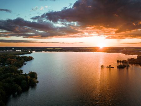 Sonnenuntergang über dem Trebelsee