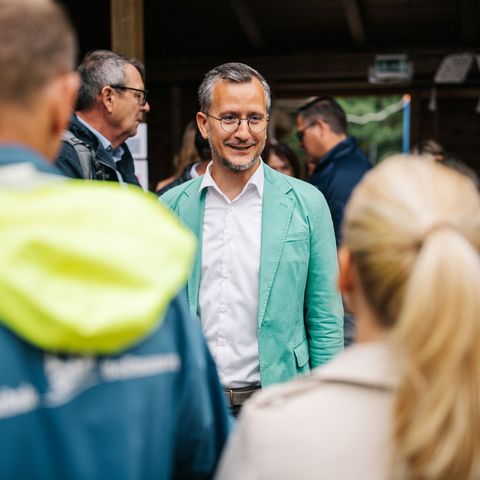 Gäste im Gespräch beim Tourismustag Havelland