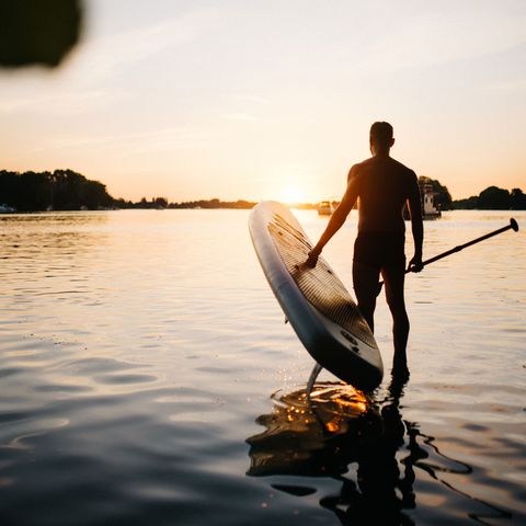 SUP-Tour auf der Havel bei Sonnenuntergang